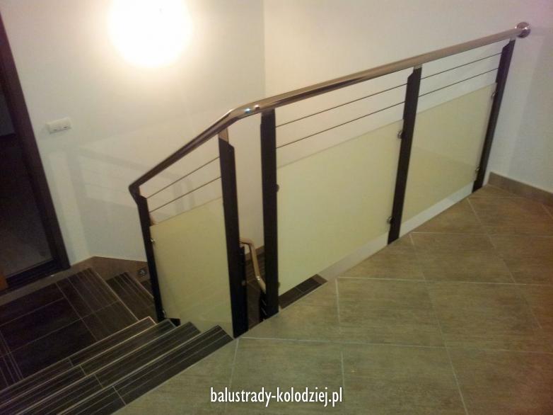 �ukowica balustrada nierdzewna s�upki teownik malowany + linki nierdzewne +szyba 
