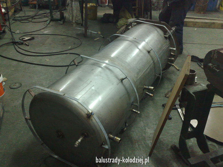 Zlecenia nietypowe.Bojlery, zbiorniki ze stali nierdzewnej.Na wymiar.